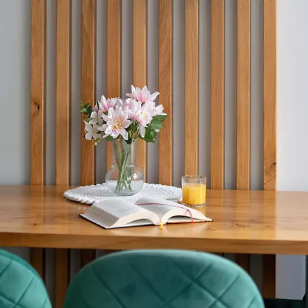 Comfortable One Bedroom Located Near The Old Market Square By Renters * Poznań