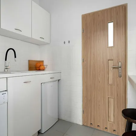 شقة Comfortable One Bedroom Located Near The Old Market Square By Renters