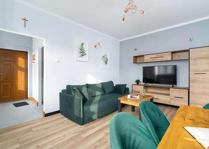 Comfortable One Bedroom Located Near The Old Market Square By Renters Познань